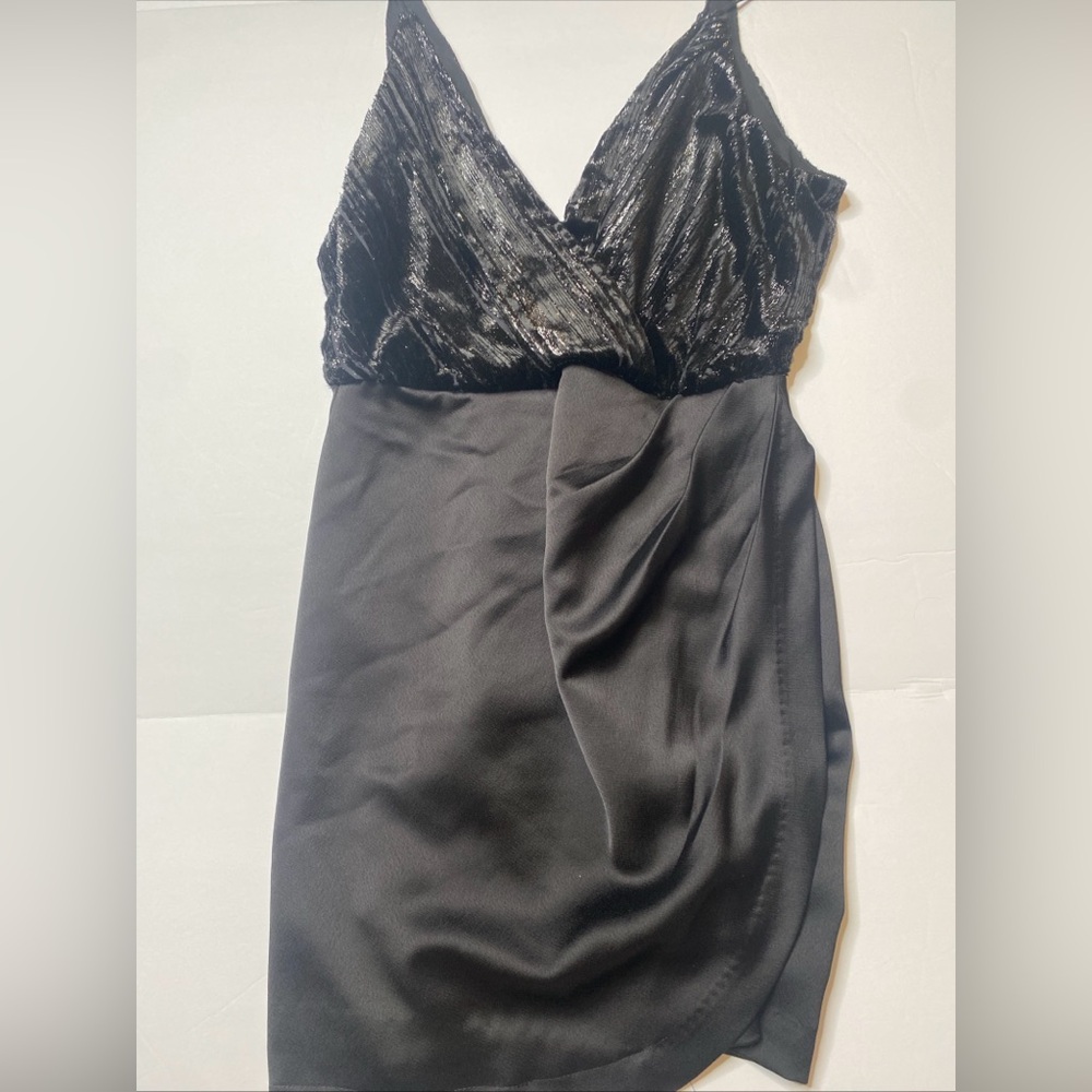 ASTR The Label Black Draped Mini Dress Size Medium M V-neck Party Dress